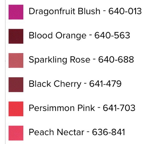 3 True Color Nourishing Lipsticks +1 FREE Lip Balm - Picture 3 of 10